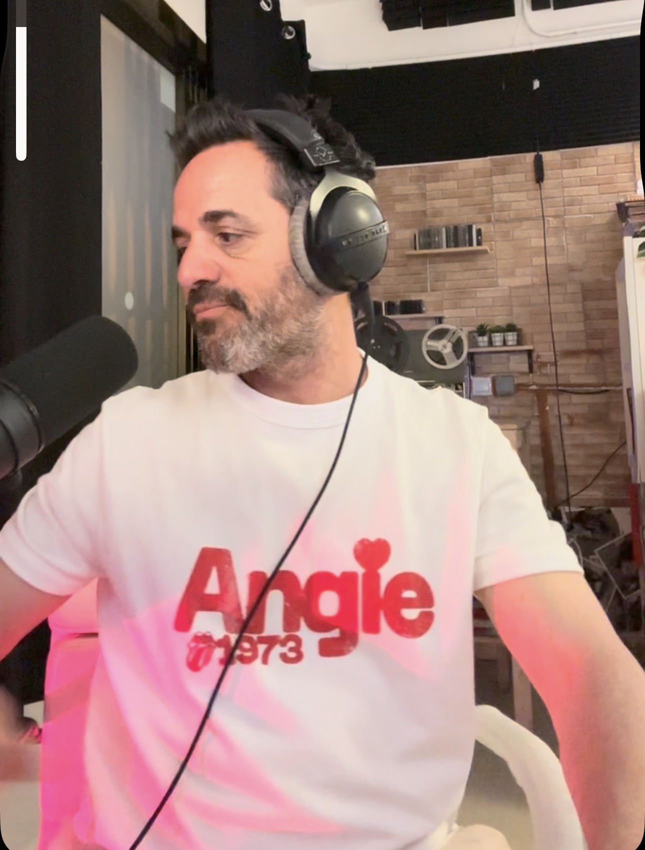 Jonathan Castilla en el estudio Local Reset